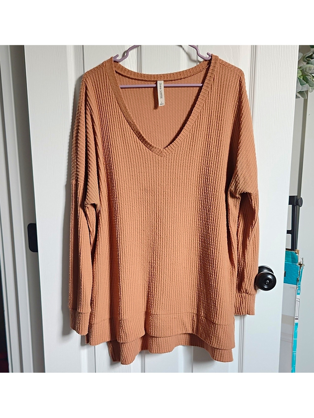 Zenana Outfitters Waffle Knit V-Neck Tunic Long Sleeve Brown L